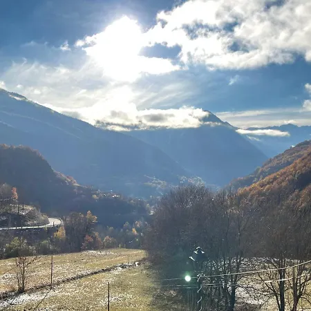 Casa Esquí En Pueblo Junto A Baqueira Beret Сasa de vacaciones Bagergue