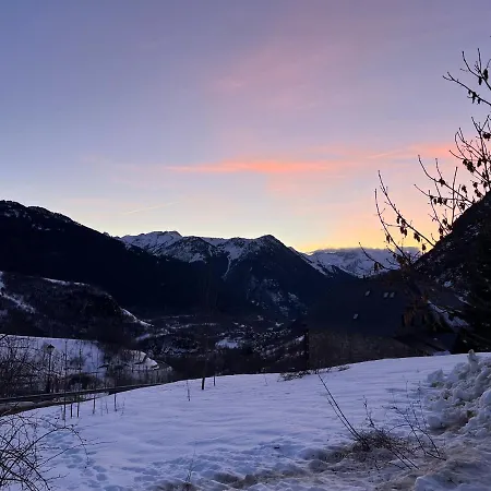 Casa Esquí En Pueblo Junto A Baqueira Beret Сasa de vacaciones Bagergue