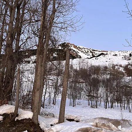 Casa Esquí En Pueblo Junto A Baqueira Beret Сasa de vacaciones *