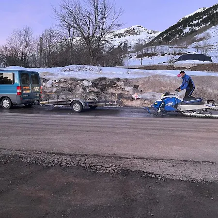 Casa Esquí En Pueblo Junto A Baqueira Beret Сasa de vacaciones *